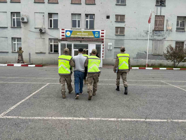 Muş’ta Aranan Hükümlü Devriye Sırasında Yakalandı