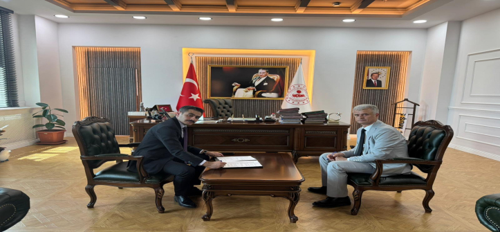 Varto’da 200 Kişilik Yurt İçin İmzalar Atıldı