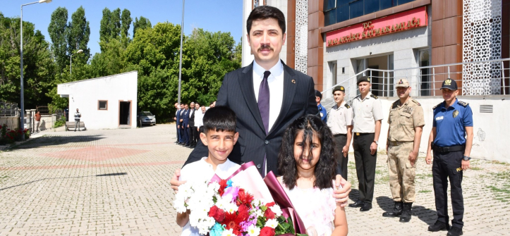 Malazgirt`ta `Kahraman` Dönemi Başladı: Yeni Kaymakam Görevde