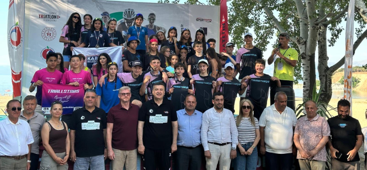 Muş’a Büyük Gurur! Mina Yılmaz Triatlon Türkiye Şampiyonu!