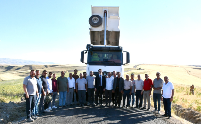 Kaymakam Kahraman’dan Yol Çalışması İncelemesi