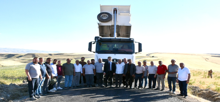 Kaymakam Kahraman’dan Yol Çalışması İncelemesi