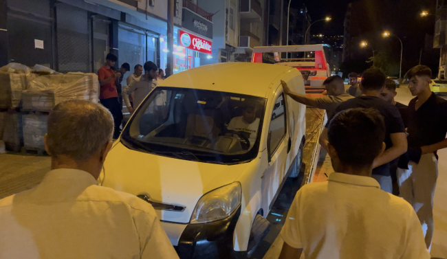 Muş’ta Sarhoş Sürücü Dehşeti: 5 Araca Çarpıp Kaçtı