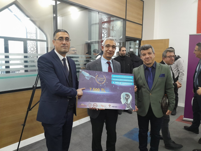 MAUN’lu Öğrenciler Ulusal Yarışmadan Mansiyonla Döndü