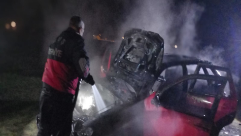 Muş’ta Otomobil Yangını: Araç Kül Oldu