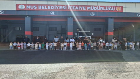 Miniklerden Muş Belediyesi İtfaiyesine Anlamlı Ziyaret