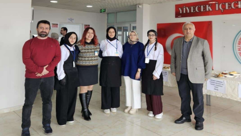 Muşlu Öğrenciler Tatvan’da Bölge Birincisi Oldu: Altın Madalya Kazandılar