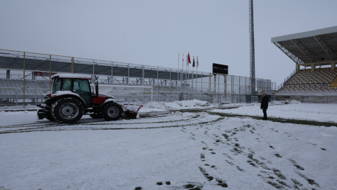 Muş’ta Kritik Maç Öncesi Saha Hazırlandı